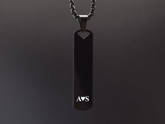Romantic engraved bar necklace for boyfriend with custom initials
