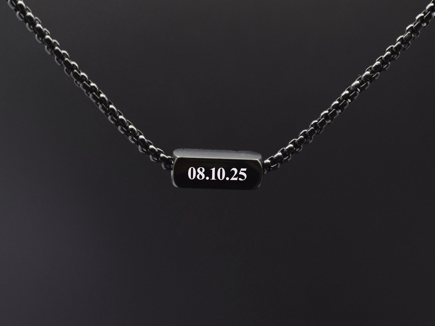 Custom engraved men’s necklace with anniversary date